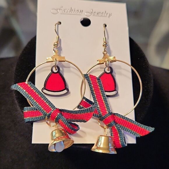 Hoop Earrings - Picture 1 of 4